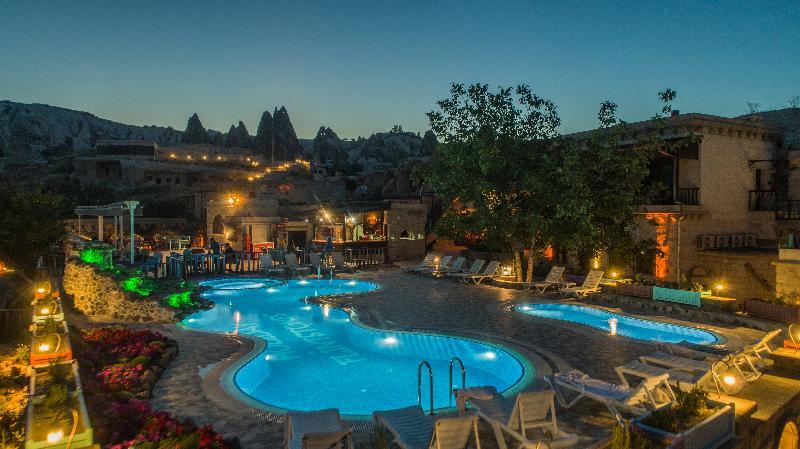 גורמה Holiday Cave Hotel מראה חיצוני תמונה