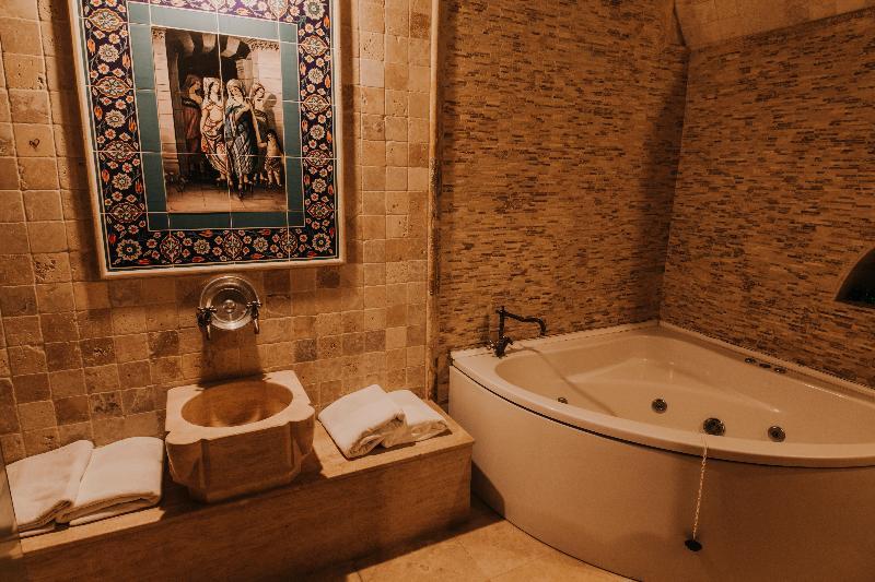 גורמה Holiday Cave Hotel מראה חיצוני תמונה