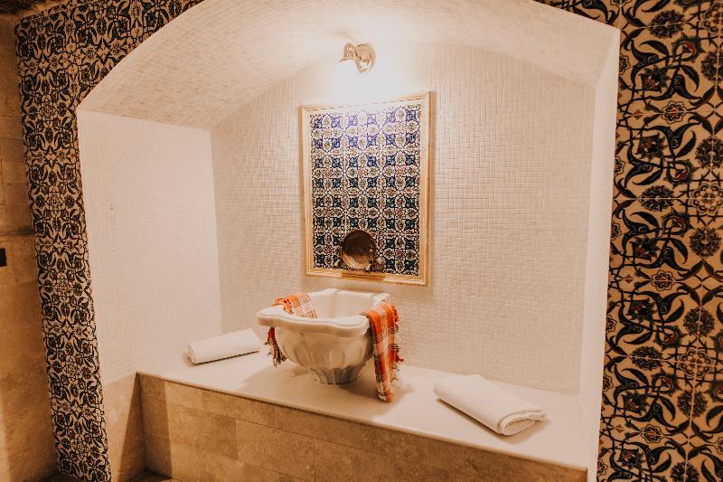 גורמה Holiday Cave Hotel מראה חיצוני תמונה