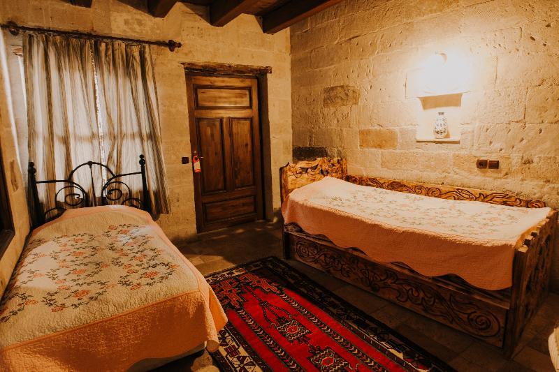גורמה Holiday Cave Hotel מראה חיצוני תמונה
