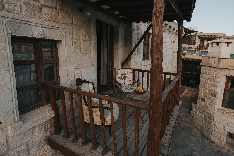 גורמה Holiday Cave Hotel מראה חיצוני תמונה